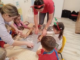 2025-12-02 Piernikowo i lukrowo u Biedronek